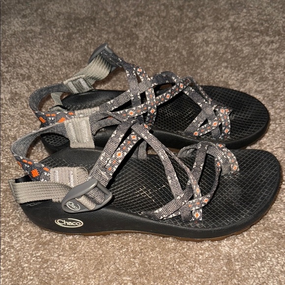 Chaco Women's Gray and Orange Sandals - size 7 - Picture 2 of 8
